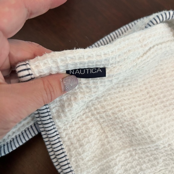 Nautica Baby's Infant White Hooded Robe Sailboat Accented on Front; 0-9mo - Picture 8 of 8